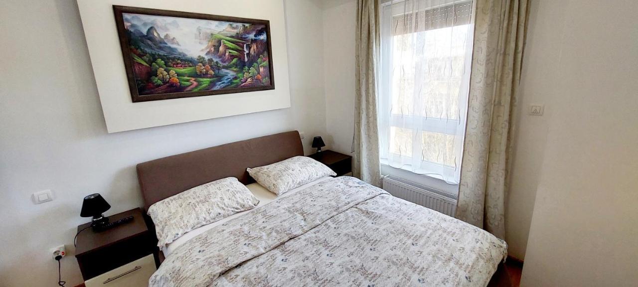 Extra Apartman City Centre Banja Luka Exterior foto